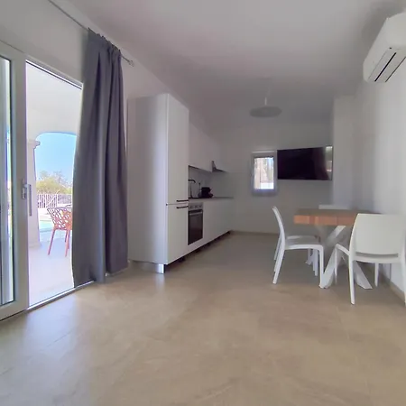 فيلة Il Borgo Con Piscina